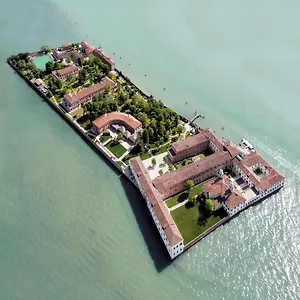 Isola Di San Servolo - Centro Hotel
