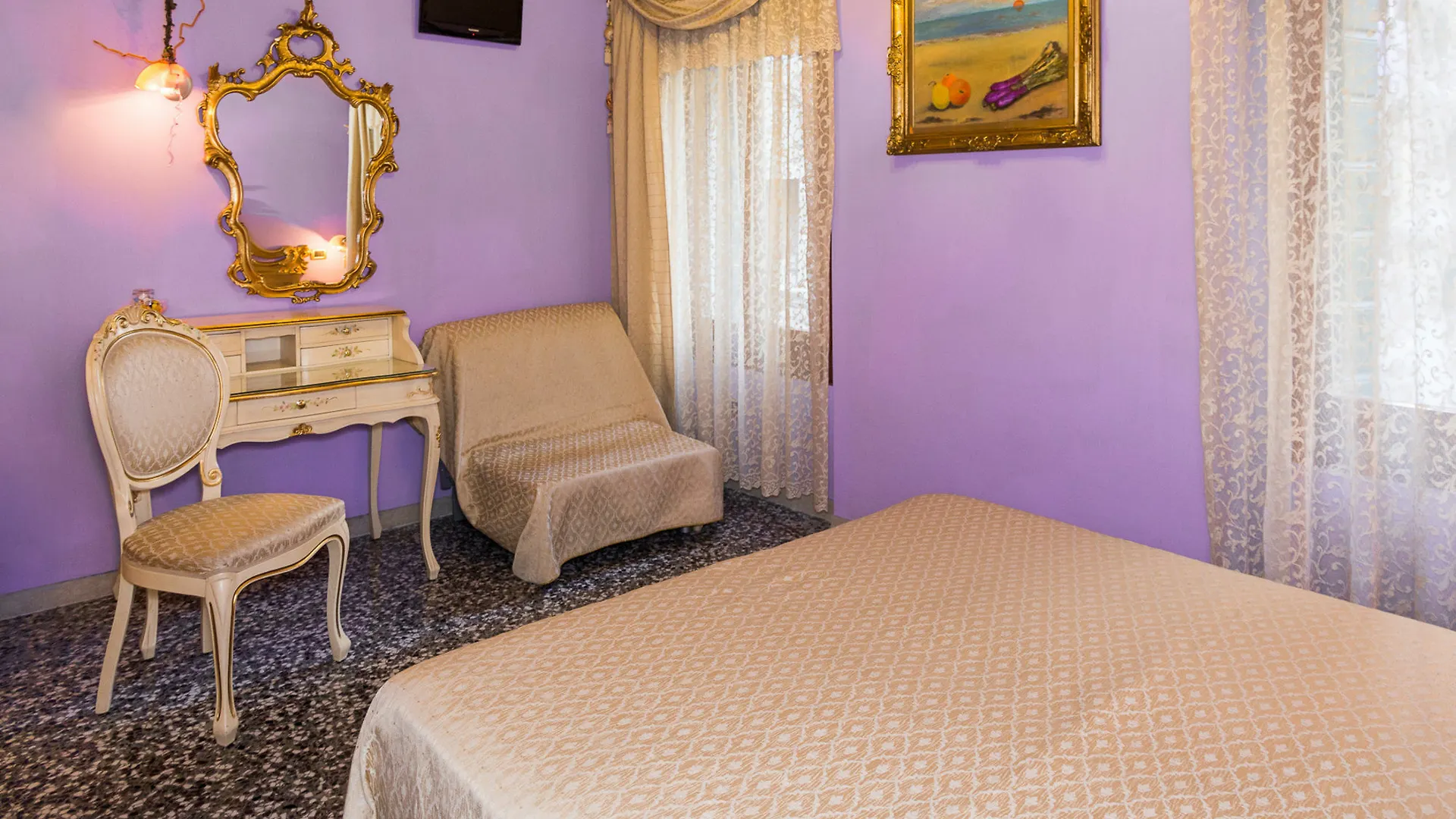 ***  Ca Bella Hotel Venice Italy